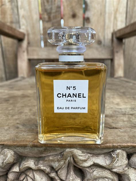 chanel n5 vokito balena